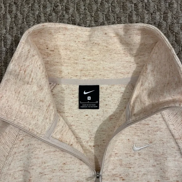 Nike Cream Quarter-Zip Pullover - Picture 3 of 3